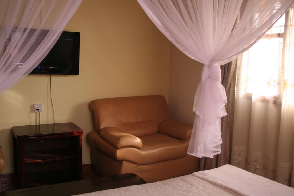 Hotel Acacia Kampala Habitación foto